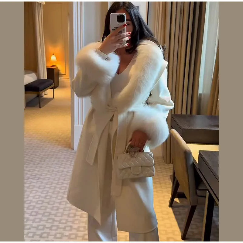 Manteau Long en Laine Patchwork Fourrure - Élégance Hivernale