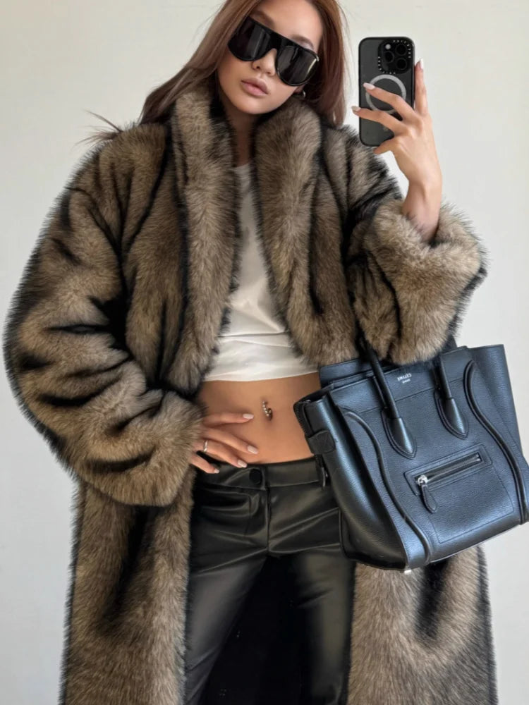 Manteau Long en Fausse Fourrure Brun Chic – Élégance Haut de Gamme & Chaleur Luxe