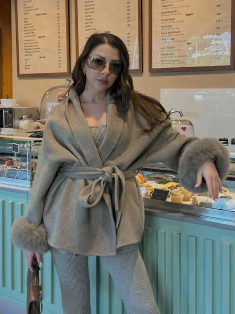 Veste Fourrure Col Écharpe Élégance