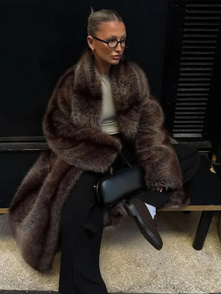 Manteau Long en Fausse Fourrure Brun Chic – Élégance Haut de Gamme & Chaleur Luxe