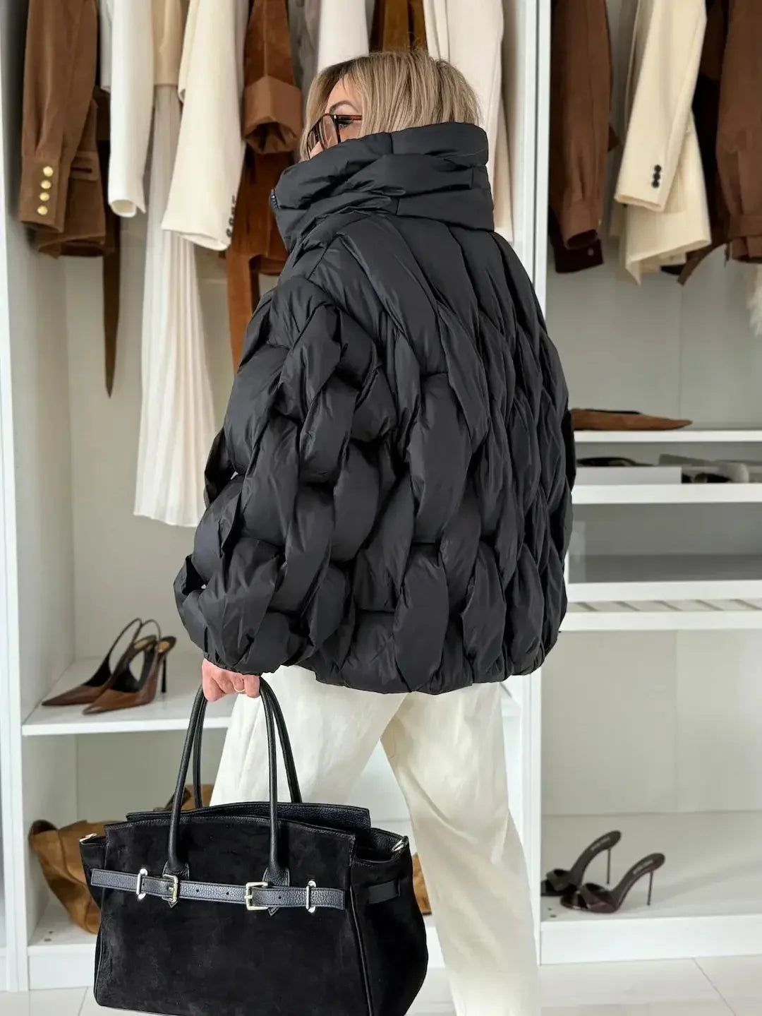 Veste Courte Matelassée à Capuche - Confort Urbain Hiver